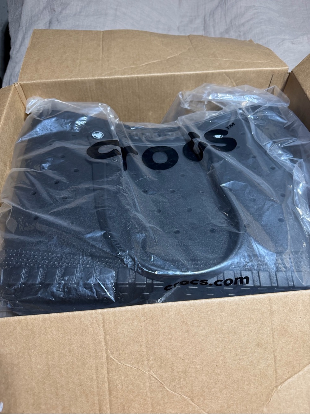 Large Crocs tote - Picture 2 of 3